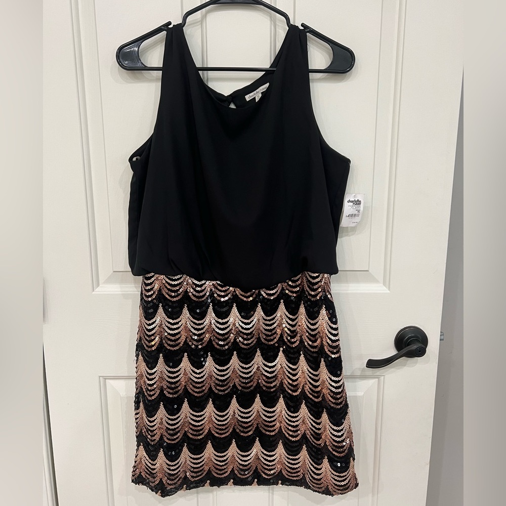 Sleeveless dress, NWT, Size XL.